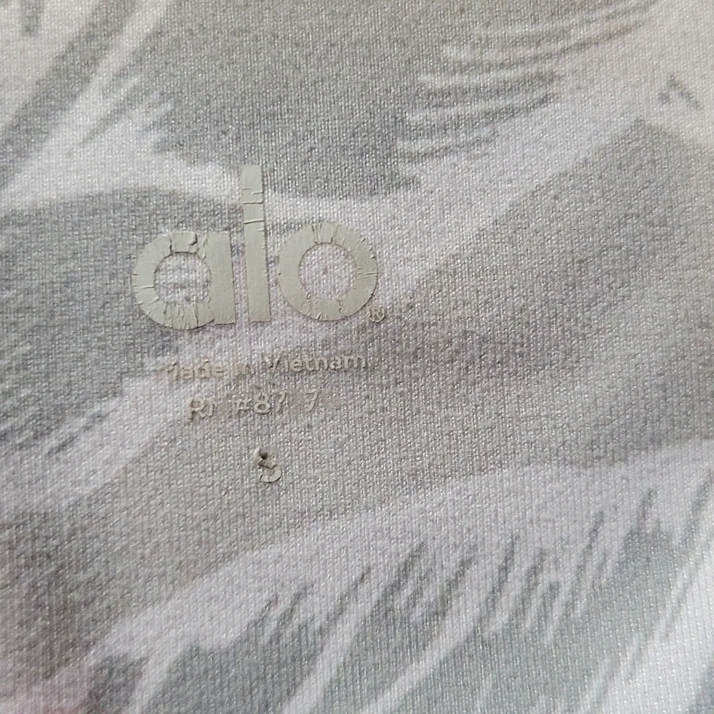 ALO gray white high waisted full length yoga leggingd  small